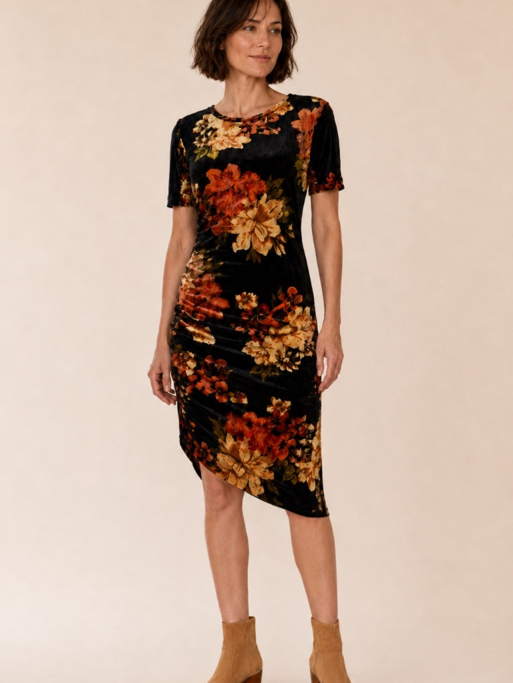 zara black floral midi dress | Dresses | Zara Velvet Ruched Short Sleeve M LD_FP_15